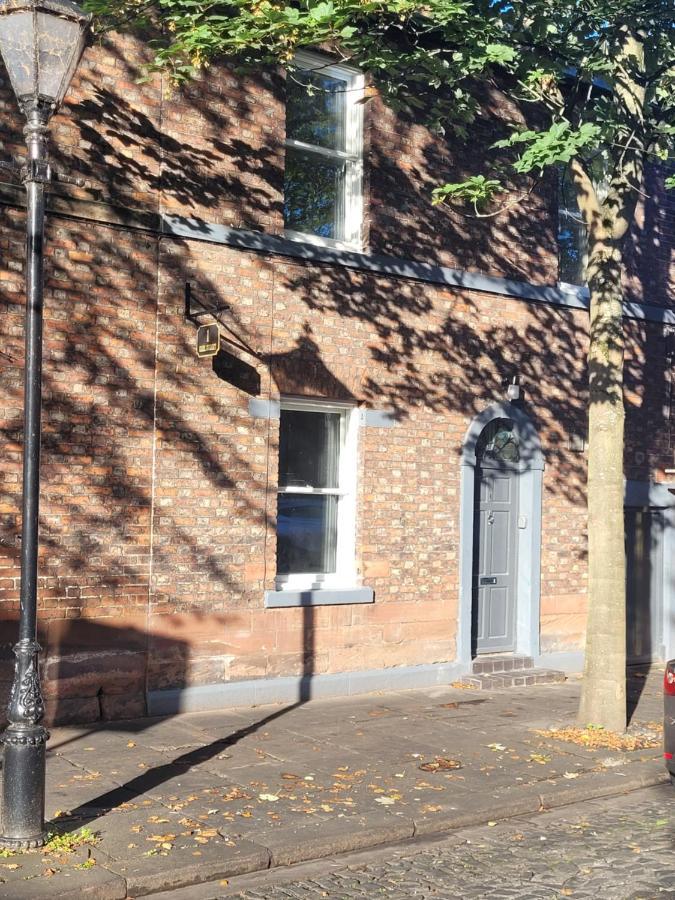 Holiday home Carlisle Centre, Cute Victorian House.